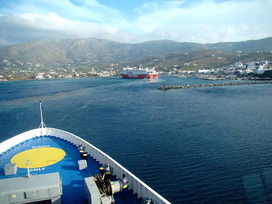Επικίνδυνο το λιμάνι του Γαυρίου - Τι καταγγέλλουν οι πλοίαρχοι