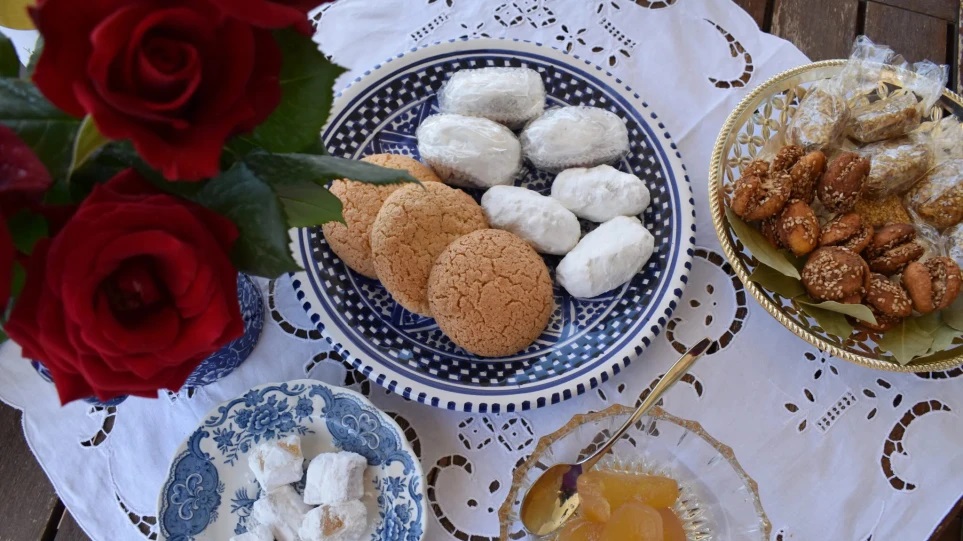 Τα παραδοσιακά γλυκά της Άνδρου και τα καλύτερα ζαχαροπλαστεία της Χώρας