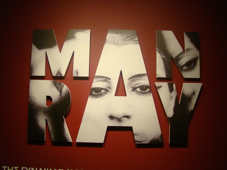 Εγκαίνια της έκθεσης Man Ray στο Μουσείο Μοντέρνας Τέχνης Άνδρου