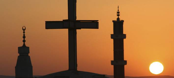 Η βασική διαφορά Χριστιανισμού-Ισλαμισμού - Τι αποκαλύπτει διεθνής έρευνα - Τι συμβαίνει στην Ελλάδα
